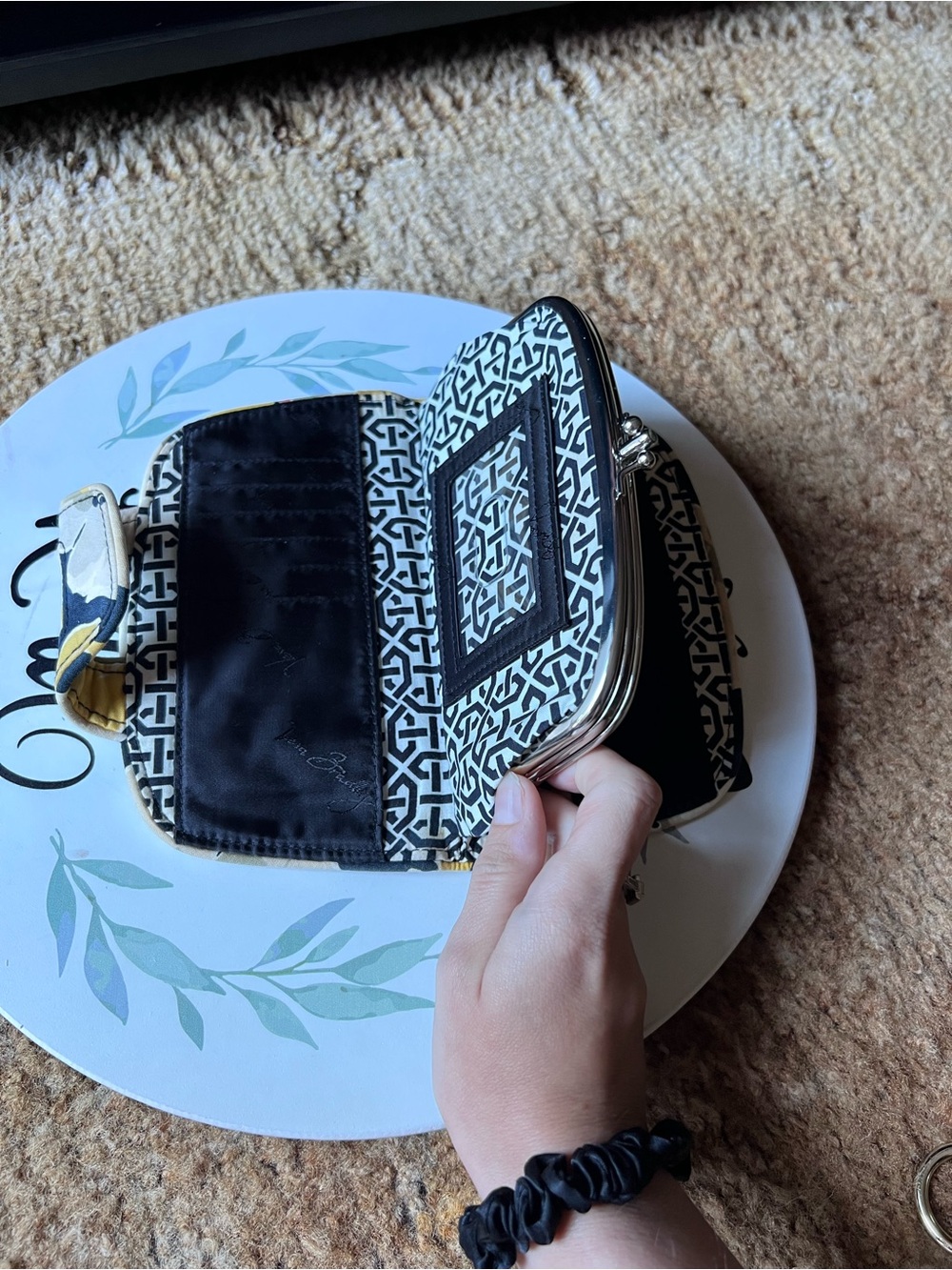 Quilted Vera Bradley "Kiss n' Snap" organizer wallet in the retired Dogwood. - Picture 16 of 17